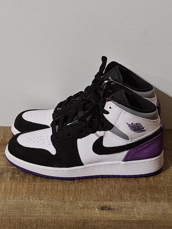 Jordan Other - Jordan 1 Mid SE 'Varsity Purple' (GS) Kid's Size 6.5Y / Women's Size 8